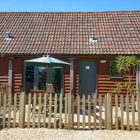 Barn Cottages at Lacock Exteriör bild